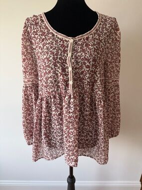 Max Studio Cream and Red Floral Peasant Tunic